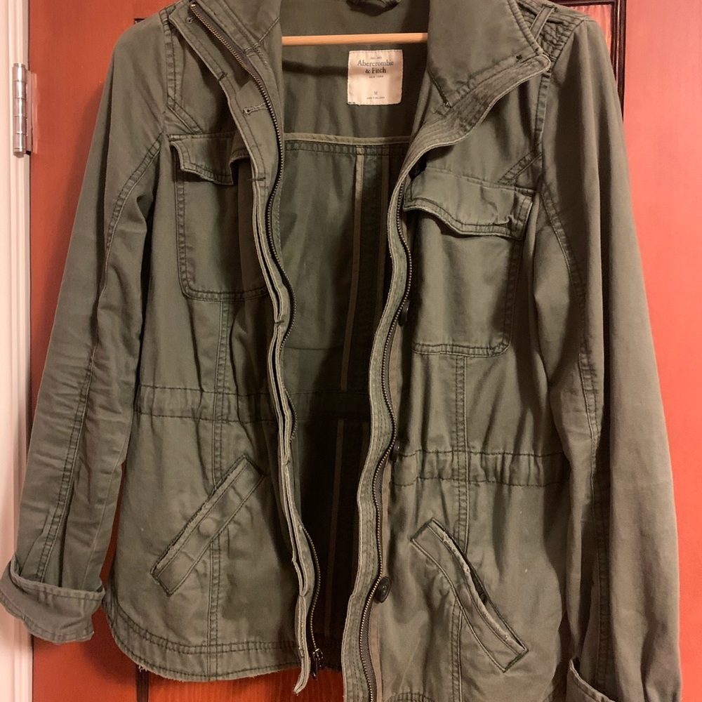 A&F Army green women’s coat